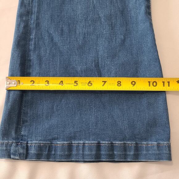 Womens American Eagle Super High-Rise Flare Button Fly Jeans Size 12 Blue - Picture 14 of 16